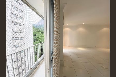 Apartamento para alugar com 110m², 2 quartos e 2 vagasSala