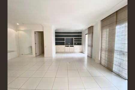 Apartamento para alugar com 110m², 2 quartos e 2 vagasSala