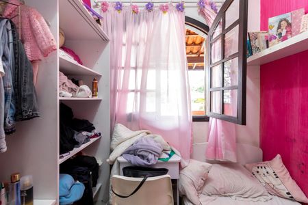 Casa à venda com 204m², 5 quartos e 4 vagasQuarto 3