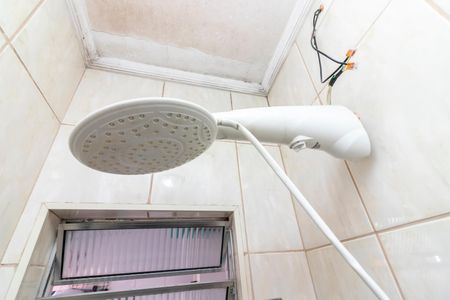 Casa à venda com 204m², 5 quartos e 4 vagasBanheiro 1