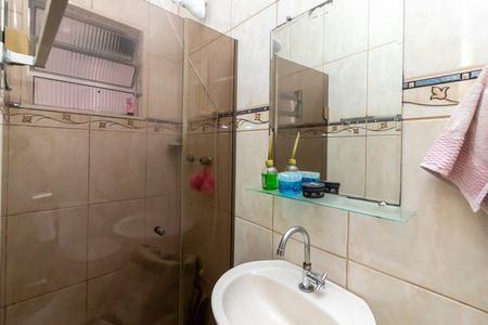 Casa à venda com 204m², 5 quartos e 4 vagasBanheiro 1