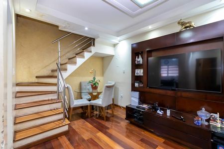 Casa à venda com 204m², 5 quartos e 4 vagasSala