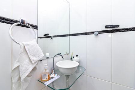 Casa à venda com 204m², 5 quartos e 4 vagasLavabo