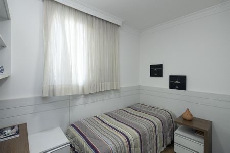 Apartamento à venda com 87m², 3 quartos e 1 vagaQuarto 2