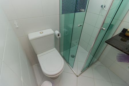 Casa de condomínio à venda com 84m², 3 quartos e 2 vagasBanheiro