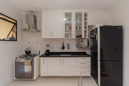 Casa de condomínio à venda com 84m², 3 quartos e 2 vagasCozinha