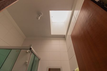 Casa de condomínio à venda com 84m², 3 quartos e 2 vagasBanheiro