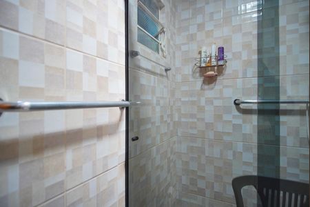 Casa à venda com 182m², 4 quartos e 2 vagasCasa 1 - Banheiro Social