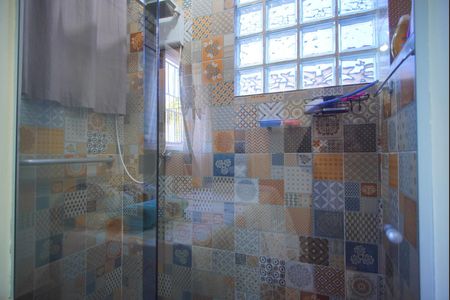 Casa à venda com 182m², 4 quartos e 2 vagasCasa 1 - Banheiro da Suíte