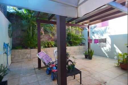 Casa à venda com 182m², 4 quartos e 2 vagasQuintal