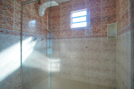 Casa à venda com 182m², 4 quartos e 2 vagasCasa 2 - Banheiro Social