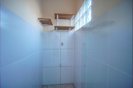 Casa à venda com 182m², 4 quartos e 2 vagasCasa 2 - Área de Serviço