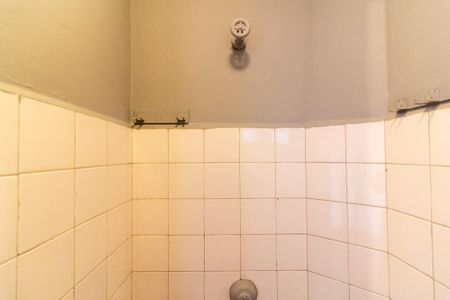 Casa à venda com 166m², 3 quartos e 2 vagas Casa à venda com 166m², 3 quartos e 2 vagasBanheiro de Serviço