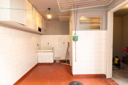 Casa à venda com 166m², 3 quartos e 2 vagas Casa à venda com 166m², 3 quartos e 2 vagasÁrea de Serviço