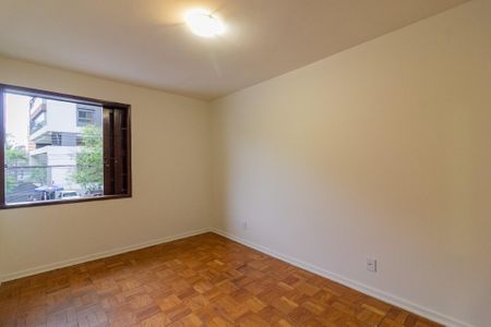 Casa à venda com 166m², 3 quartos e 2 vagas Casa à venda com 166m², 3 quartos e 2 vagasQuarto