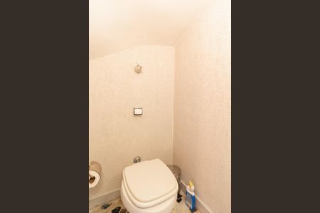 Casa à venda com 166m², 3 quartos e 2 vagas Casa à venda com 166m², 3 quartos e 2 vagasLavabo