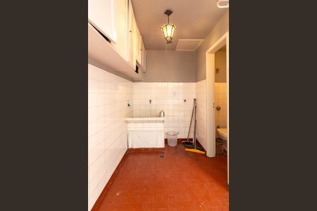 Casa à venda com 166m², 3 quartos e 2 vagas Casa à venda com 166m², 3 quartos e 2 vagasÁrea de Serviço