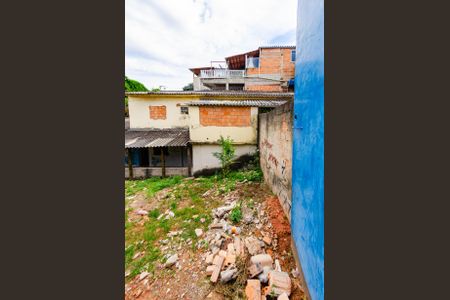 Casa à venda com 430m², 3 quartos e 1 vaga Casa à venda com 430m², 3 quartos e 1 vagaTerreno