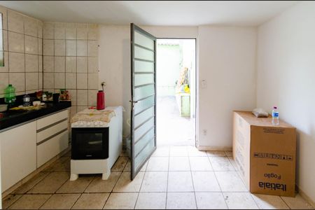 Casa à venda com 430m², 3 quartos e 1 vaga Casa à venda com 430m², 3 quartos e 1 vagaCozinha