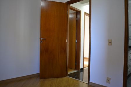 Apartamento à venda com 80m², 3 quartos e 2 vagasSuíte