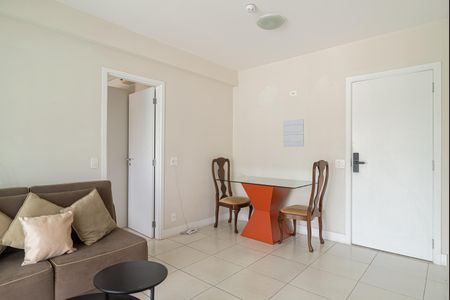 Apartamento para alugar com 36m², 1 quarto e 1 vagaSala