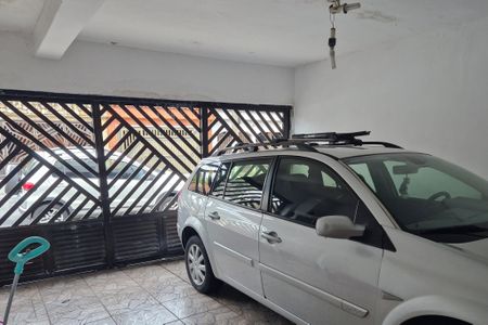 Casa para alugar com 100m², 2 quartos e 1 vaga Casa para alugar com 100m², 2 quartos e 1 vagaGuaragem