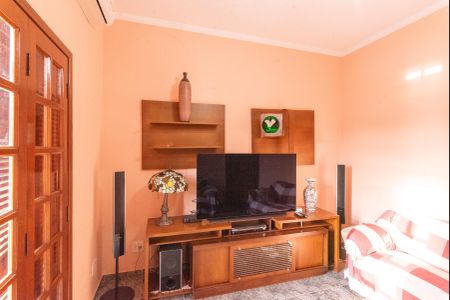 Casa à venda com 359m², 3 quartos e 5 vagas Casa à venda com 359m², 3 quartos e 5 vagasQuarto 2