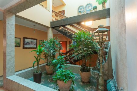 Casa à venda com 359m², 3 quartos e 5 vagas Casa à venda com 359m², 3 quartos e 5 vagasJardim de Inverno