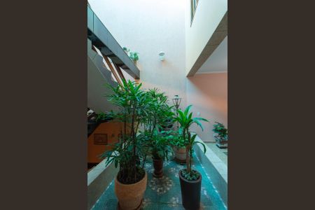 Casa à venda com 359m², 3 quartos e 5 vagas Casa à venda com 359m², 3 quartos e 5 vagasJardim de Inverno