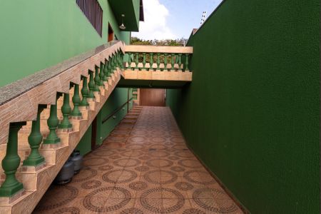 Casa à venda com 359m², 3 quartos e 5 vagas Casa à venda com 359m², 3 quartos e 5 vagasÁrea Externa