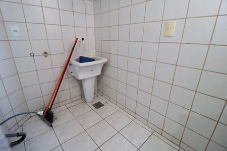 Apartamento para alugar com 78m², 3 quartos e 1 vagaÁrea de Serviço