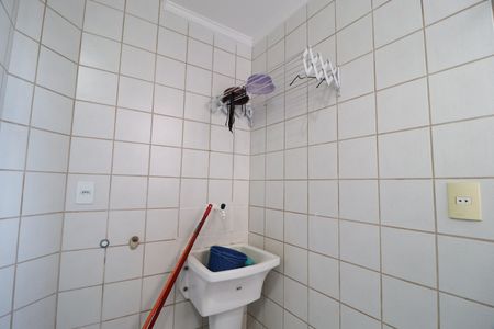 Apartamento para alugar com 78m², 3 quartos e 1 vagaÁrea de Serviço