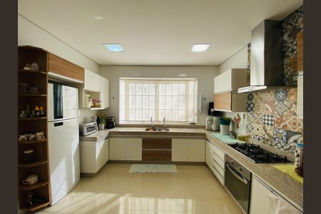 Casa à venda com 1790m², 2 quartos e 6 vagasCozinha