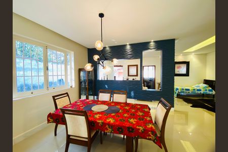 Casa à venda com 1790m², 2 quartos e 6 vagasSala de Jantar