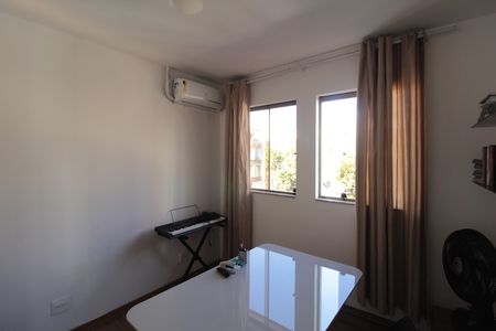 Casa à venda com 512m², 5 quartos e 3 vagasQuarto 2