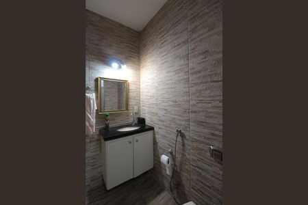Casa à venda com 512m², 5 quartos e 3 vagasBanheiro Social 1