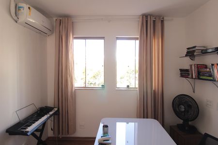 Casa à venda com 512m², 5 quartos e 3 vagasQuarto 2