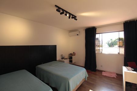 Casa à venda com 512m², 5 quartos e 3 vagasQuarto 3