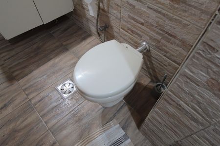Casa à venda com 512m², 5 quartos e 3 vagasBanheiro Social 1