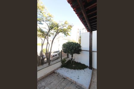 Casa à venda com 512m², 5 quartos e 3 vagasFachada