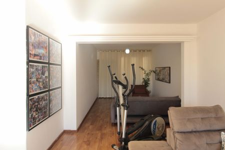 Casa à venda com 512m², 5 quartos e 3 vagasSala