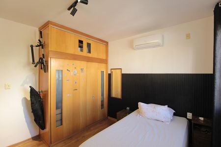 Casa à venda com 512m², 5 quartos e 3 vagasQuarto 1