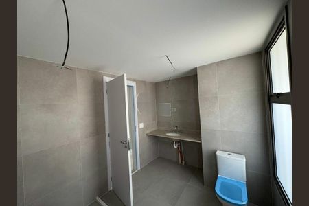 Apartamento à venda com 232m², 3 quartos e 3 vagas
