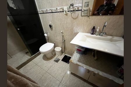 Apartamento à venda com 168m², 3 quartos e 2 vagasBanheiro Suíte 