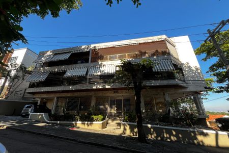 Apartamento à venda com 168m², 3 quartos e 2 vagasFachada