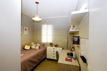 Apartamento à venda com 125m², 4 quartos e 2 vagasQuarto 2