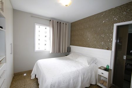 Apartamento à venda com 125m², 4 quartos e 2 vagasSuíte