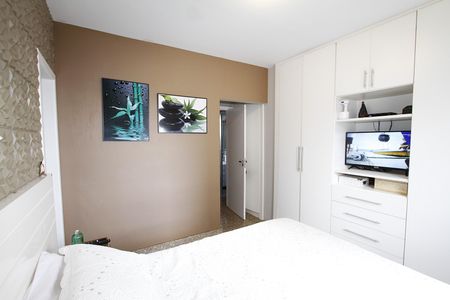 Apartamento à venda com 125m², 4 quartos e 2 vagasSuíte