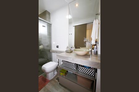 Apartamento à venda com 125m², 4 quartos e 2 vagasBanheiro da Suíte