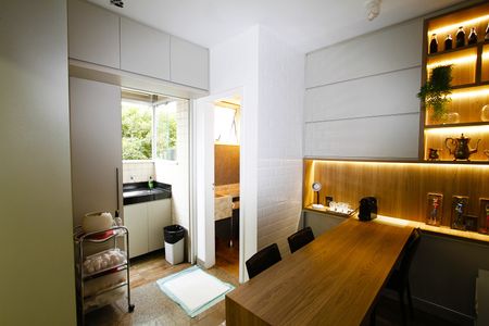 Apartamento à venda com 125m², 4 quartos e 2 vagasCopa